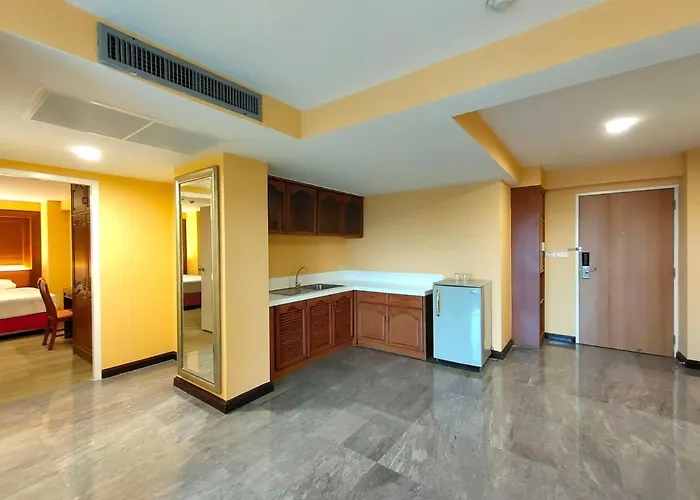 Hotel Ebina House - Sha Extra 4*