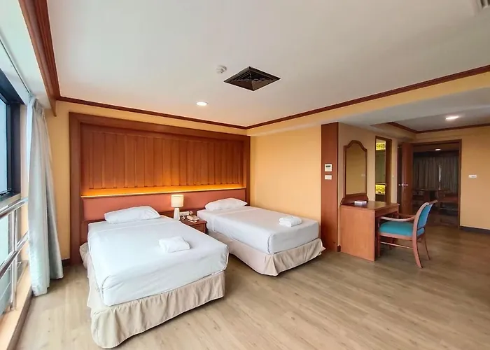 Ebina House - Sha Extra