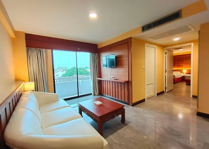 Hotel Ebina House - Sha Extra 4*